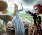 Алиса вместе с близнецами и Красной Королевы